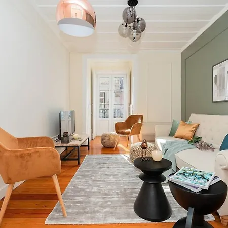 Stylish 2bd In Chiado * ליסבון